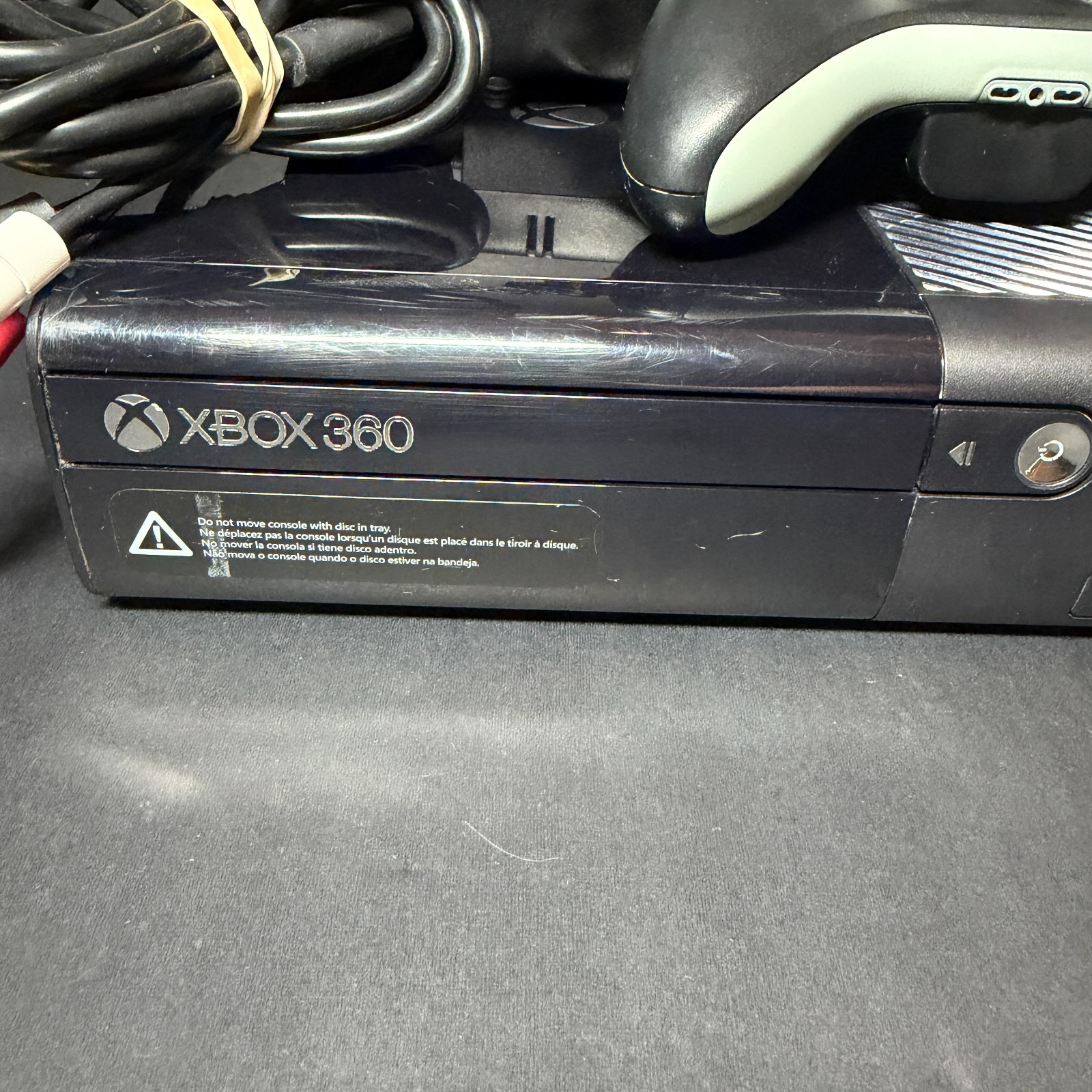 Microsoft Xbox 360 E Console Gaming System Glossy Black 1538 with 1 Controller