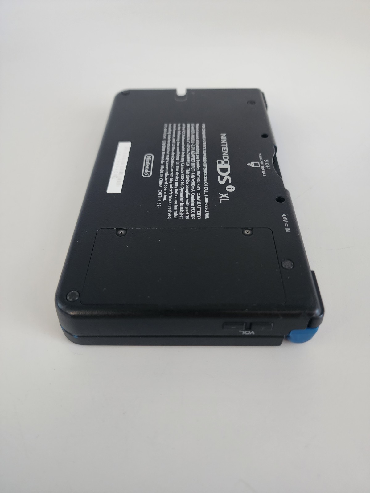 Nintendo DSi XL Handheld System Midnight Blue For Parts/Repair