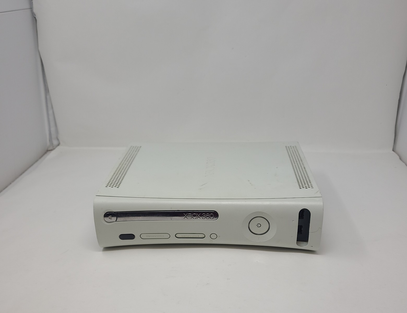 Xbox 360 Video Game System Console Only *for Part Repair Broken