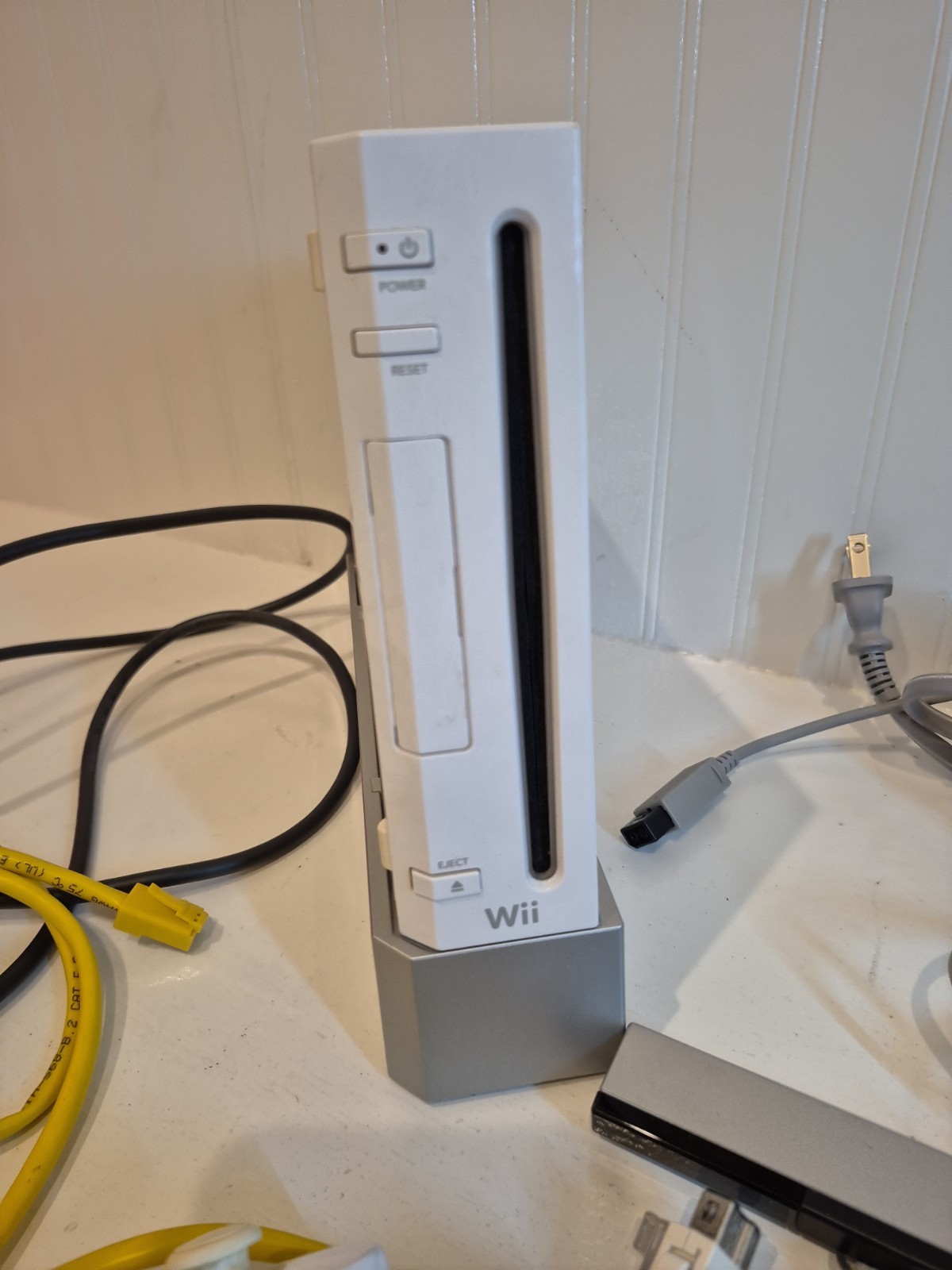 Wii RVL-001 Bundle w/3 Remotes, 3 Nunchucks, Charger, Sensor, Cables Ready 2 Go