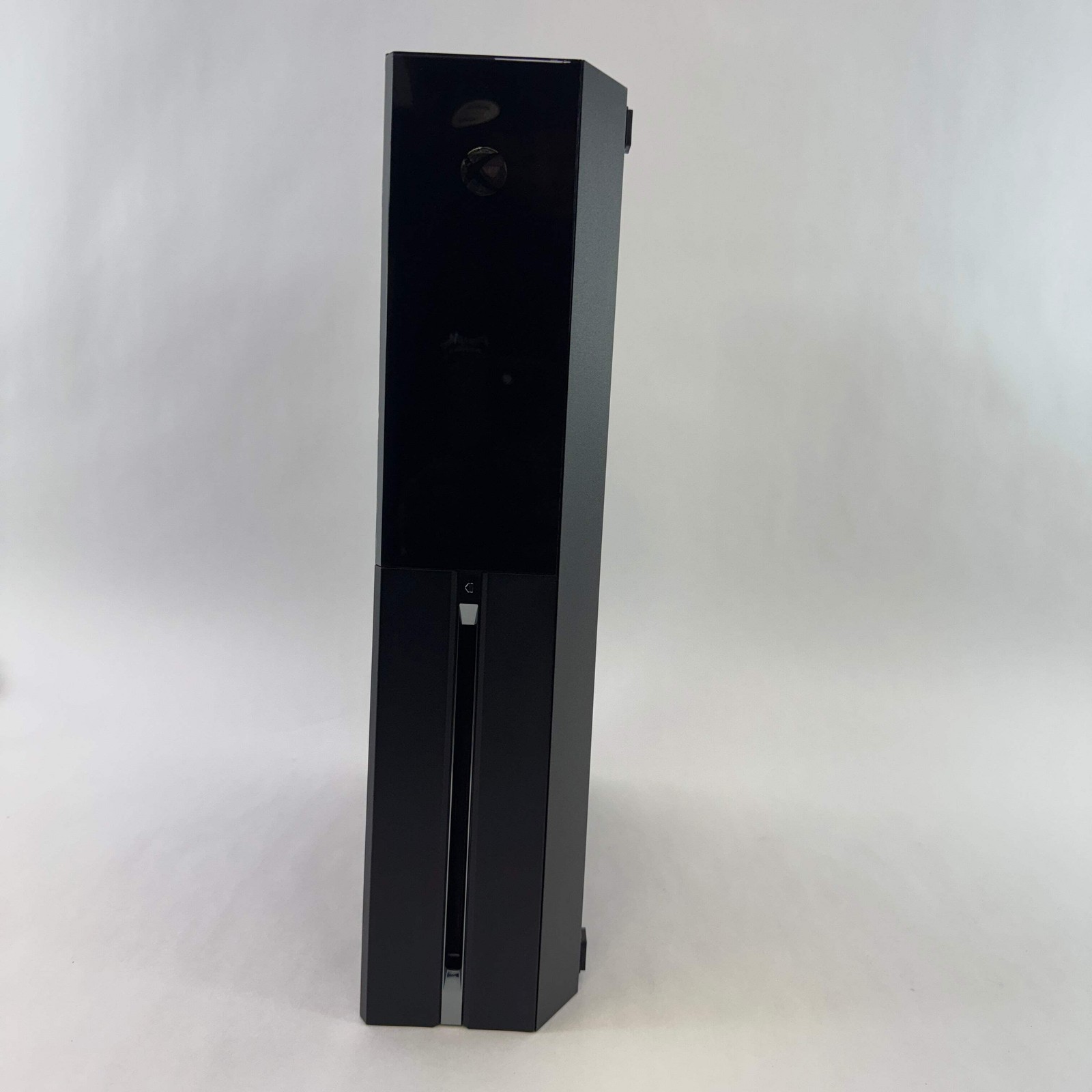 Microsoft Xbox One 500GB Console With Controller