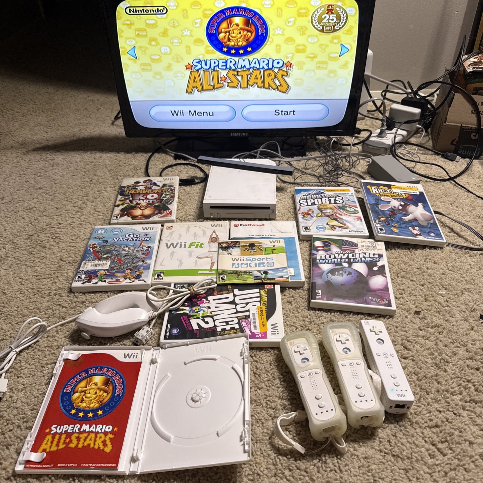 Nintendo Wii Bundle Tested Mario All-Stars Wii Sports 3 Remotes 9 Games