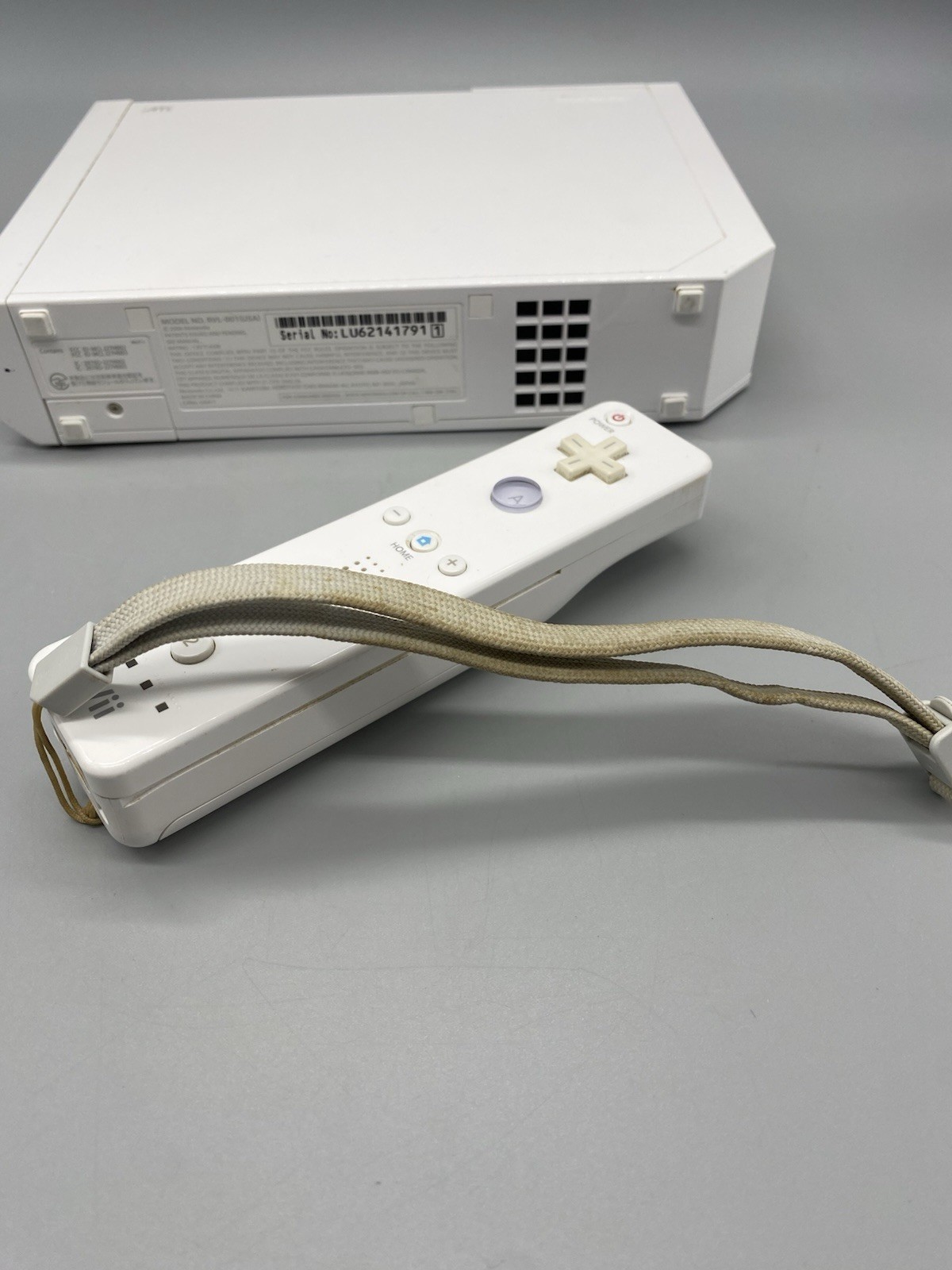 Nintendo Wii RVL-001 Console – White W/ Wii Remote, Sensor Bar, 5 Games TESTED