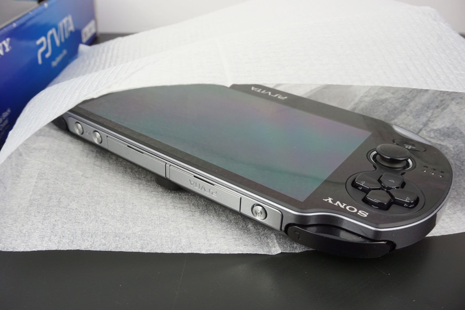 Sony PlayStation Vita 3G/Wi-Fi Console North America PCH-1001 NEW! ULTRA RARE!