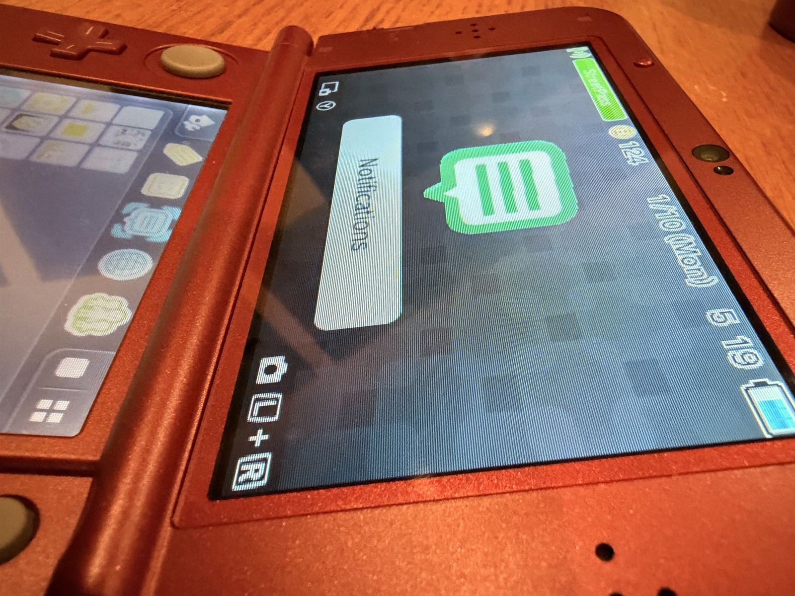 New Nintendo 3DS XL Red Console with games – Tested With Charger And Stylus