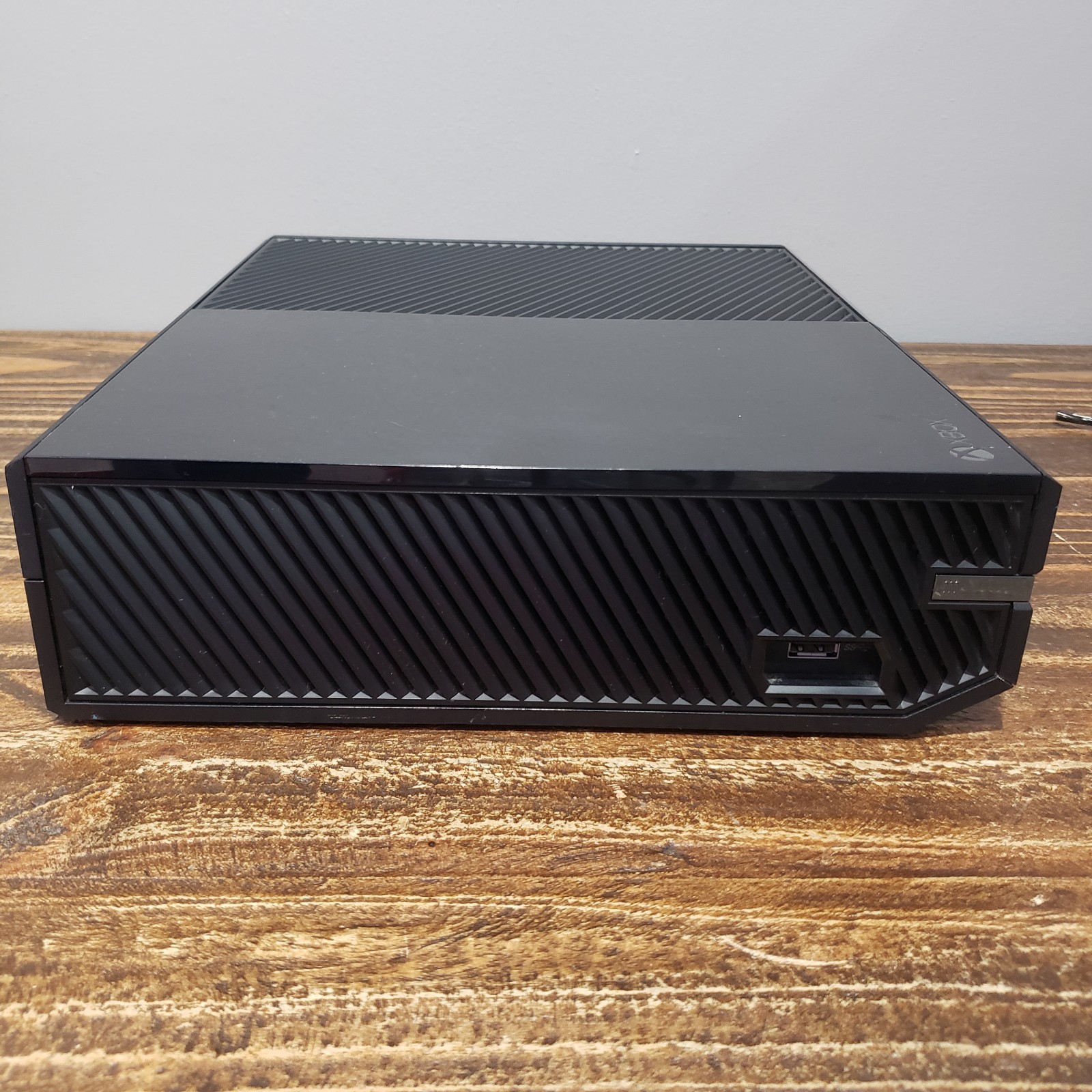 Microsoft Xbox One 500GB CONSOLE ONLY