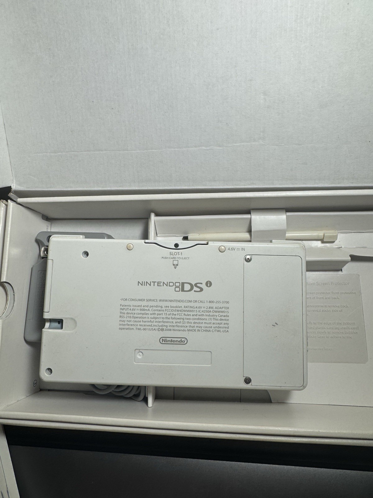 CIB Nintendo DSi Console White TWL-001 DS System Box Charger 15 Games Bundle