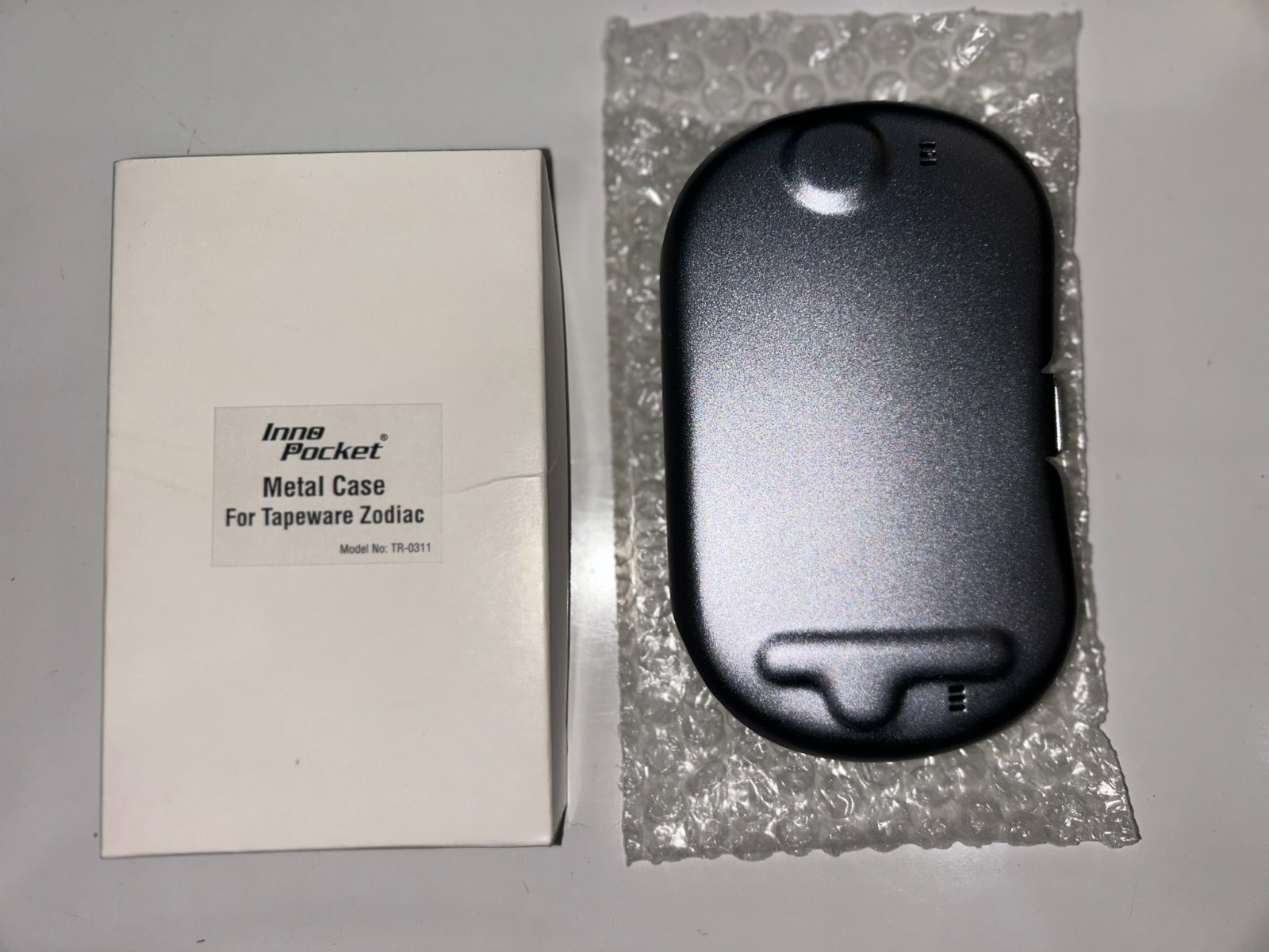 Tapwave Zodiac 2 w OEM AC Adapter and New Hard Metal Carrying Case + Earbuds #2