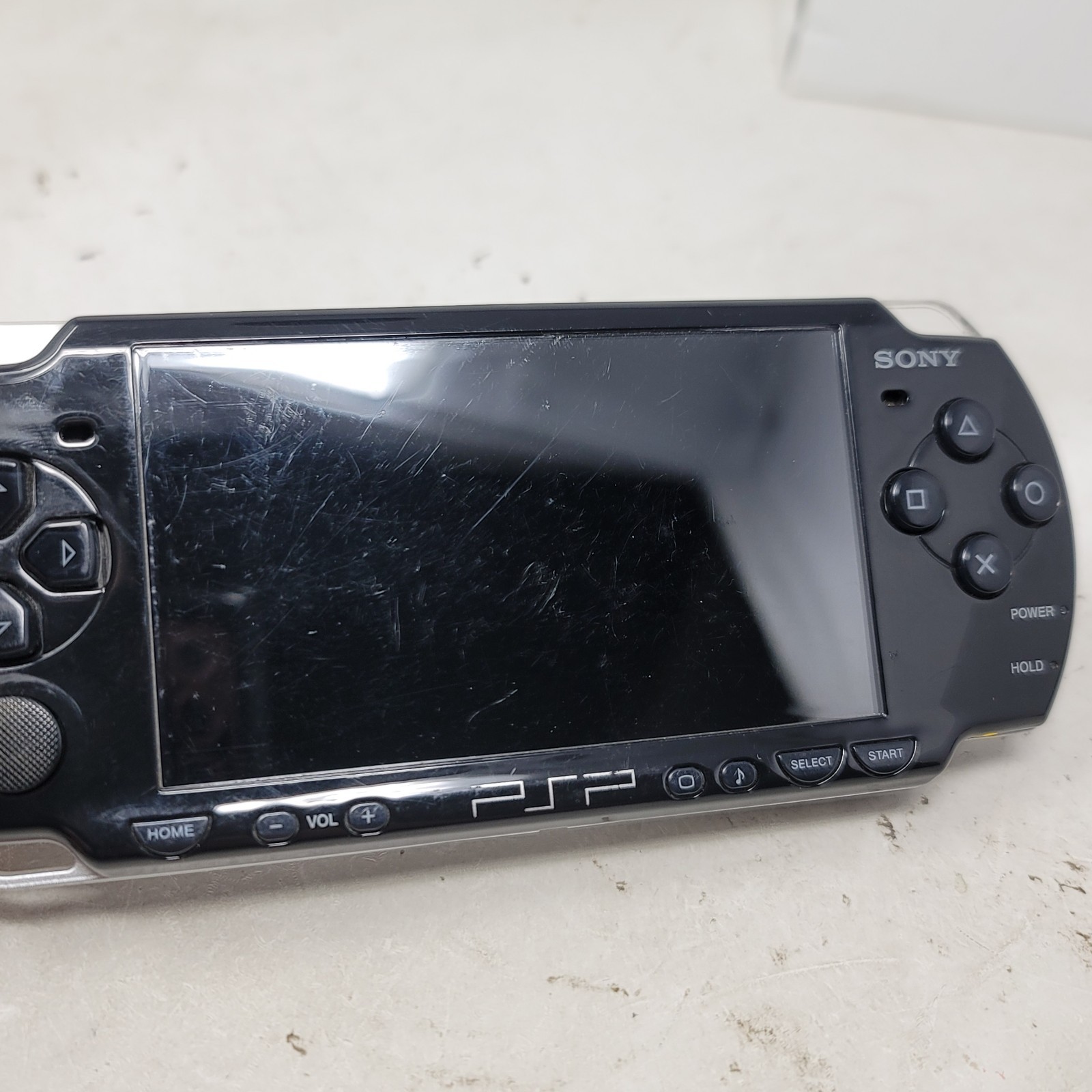 Sony PSP 2000 64MB Handheld Black W/ Charger & New Battery Tested Working
