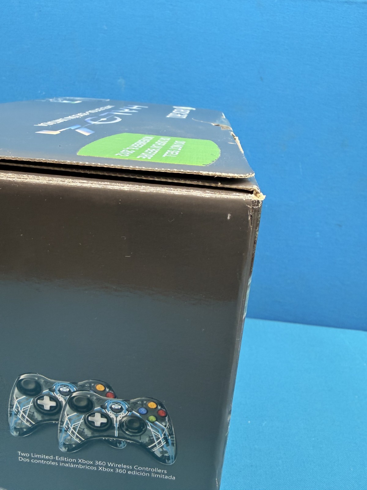 Xbox 360 320GB Halo 4 Bundle – Console Headset Controllers & Game