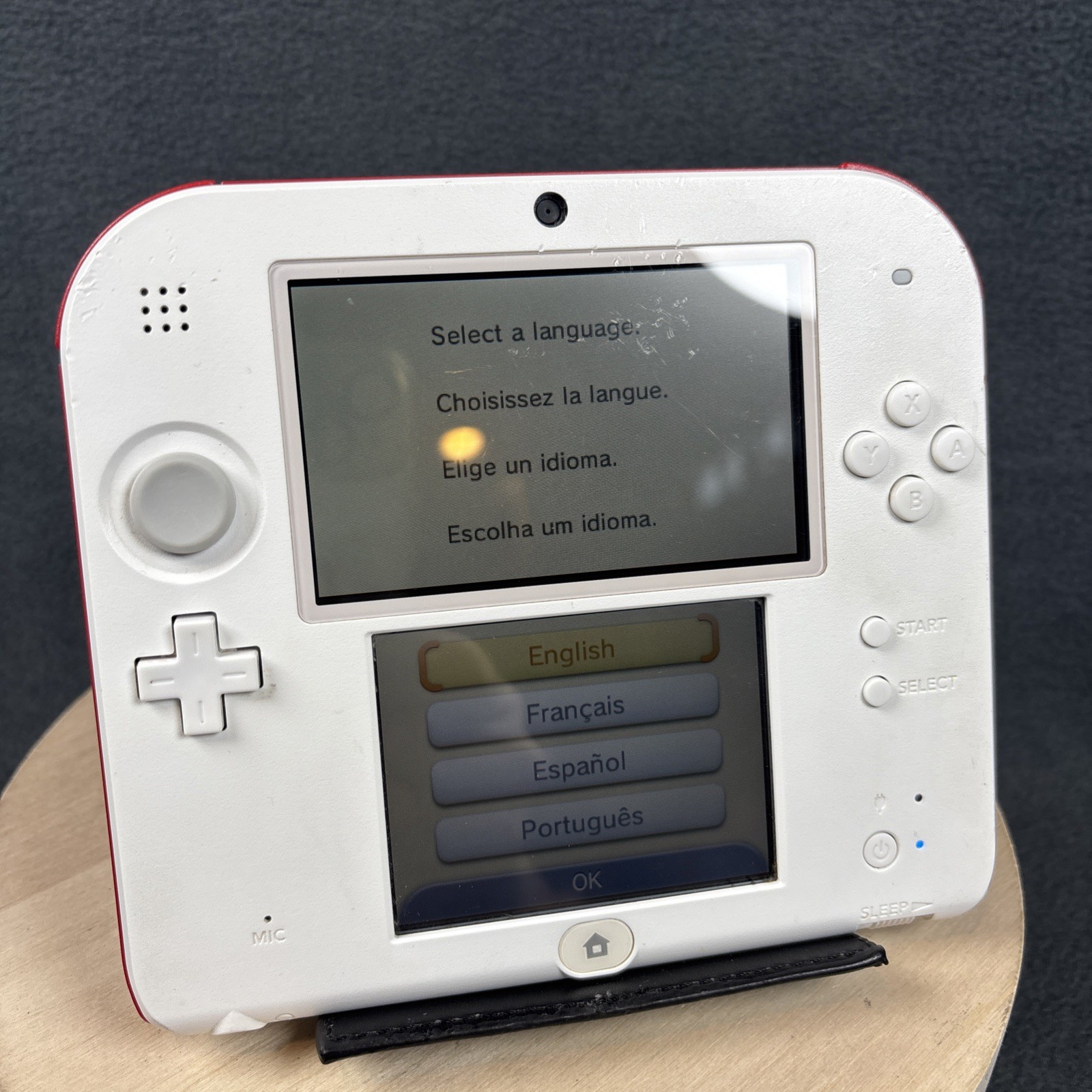 Nintendo 2DS Scarlet Red/White Console FTR-001 w/ Super Mario Bros. 2 & Charger