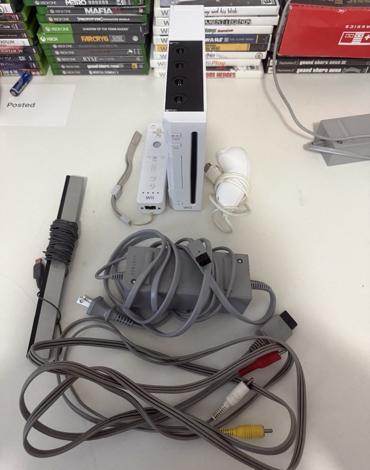 Nintendo Wii RVL-001 White Console Bundle TESTED