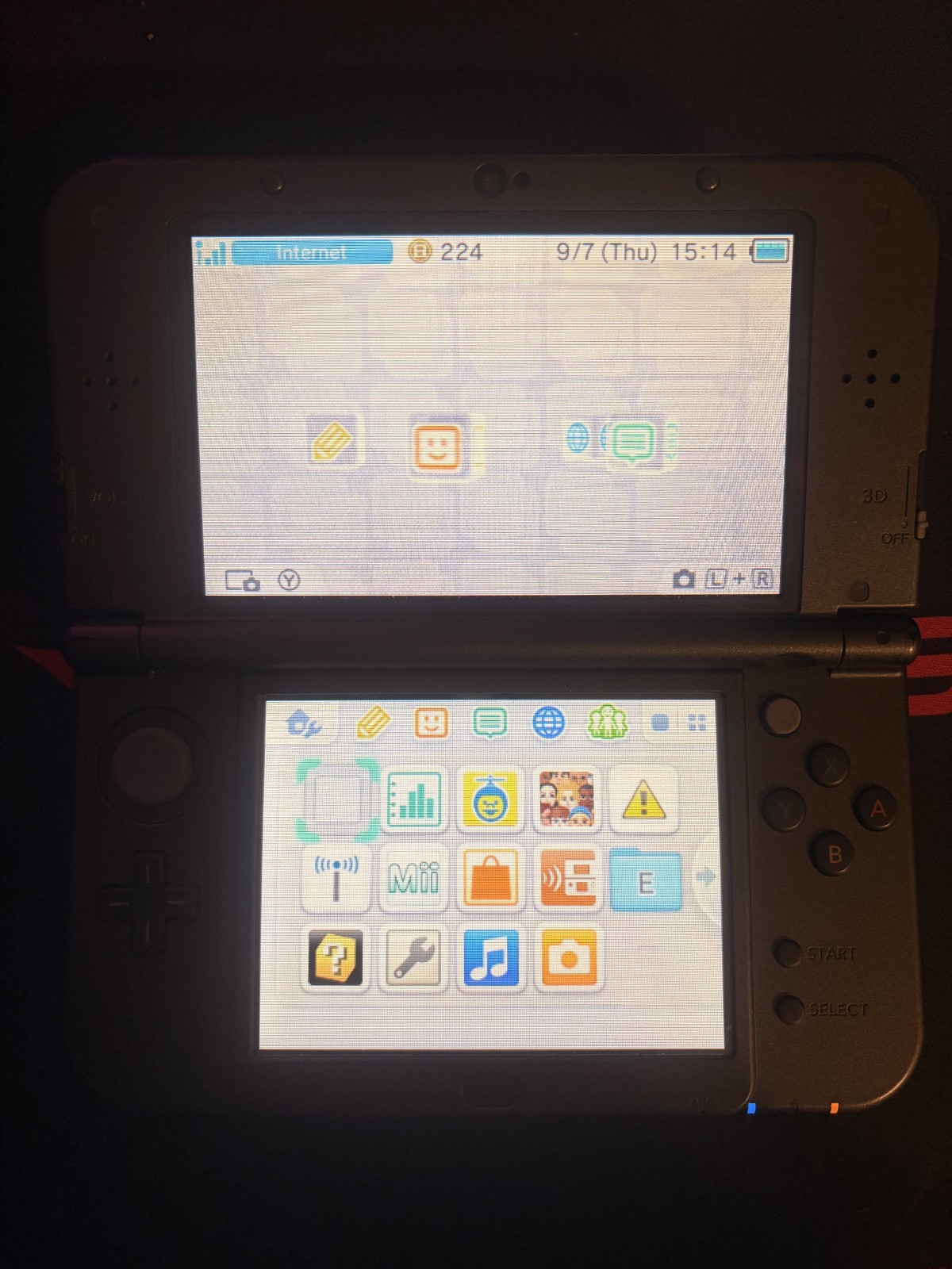 New Nintendo 3DS XL Metallic Black -32GB SD Card + Pokemon X & Case – NO CHARGER