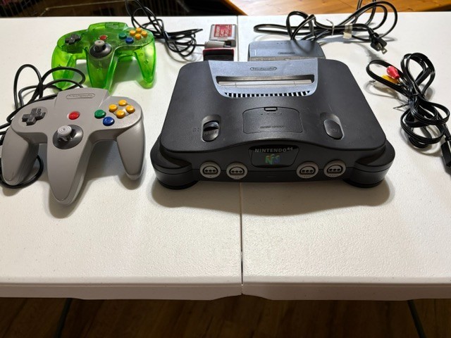 Nintendo 64 Black Console (NTSC-J) with Huge Lot of 25 Games! Tested and Works!