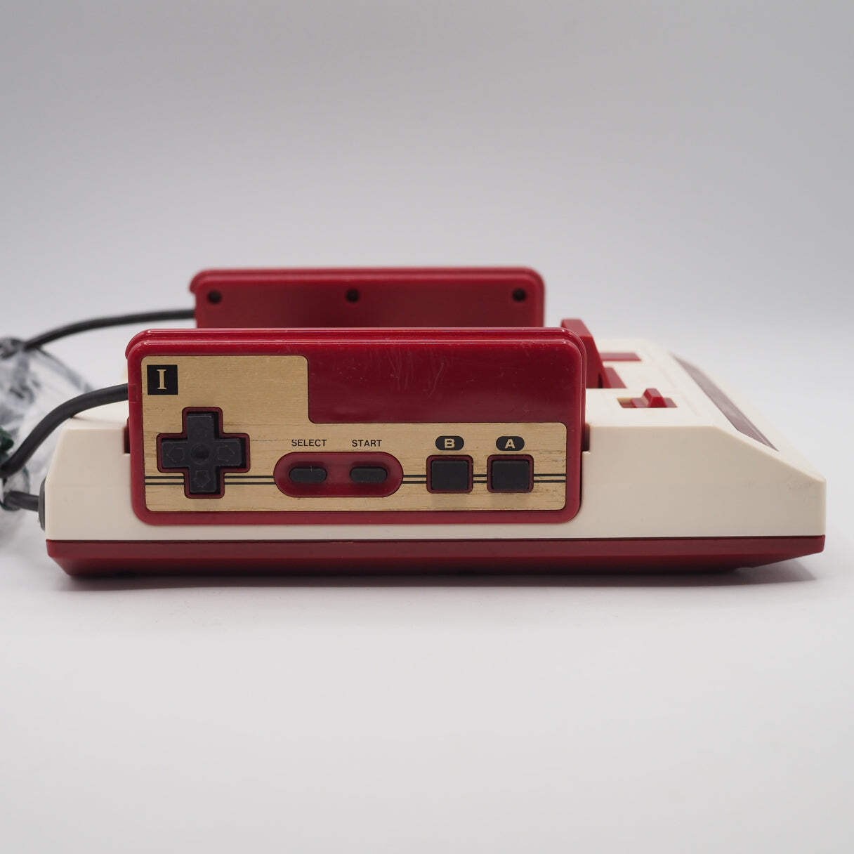 Nintendo Famicom Console System SQUARE BUTTONS Black cartridge slot Boxed Tested