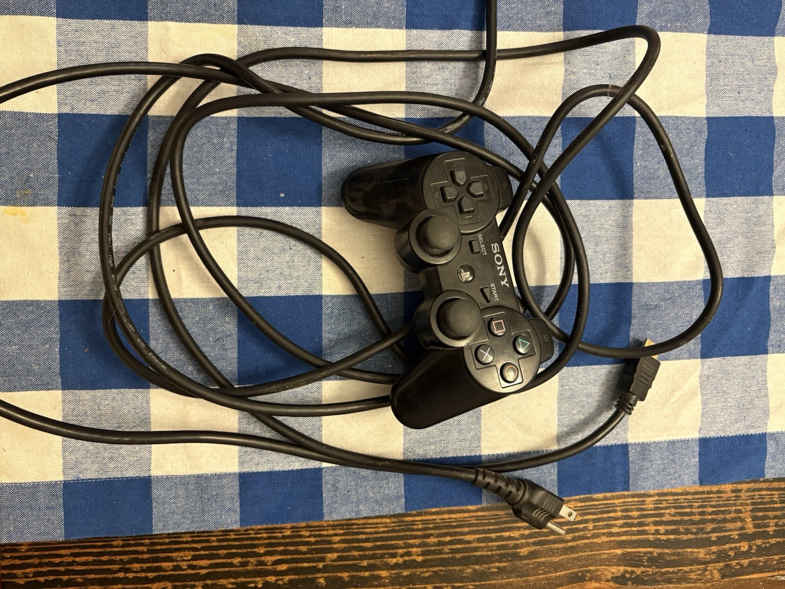 Sony PlayStation 3 PS3 40GB Black Console w/ Controller Cables CECHH01