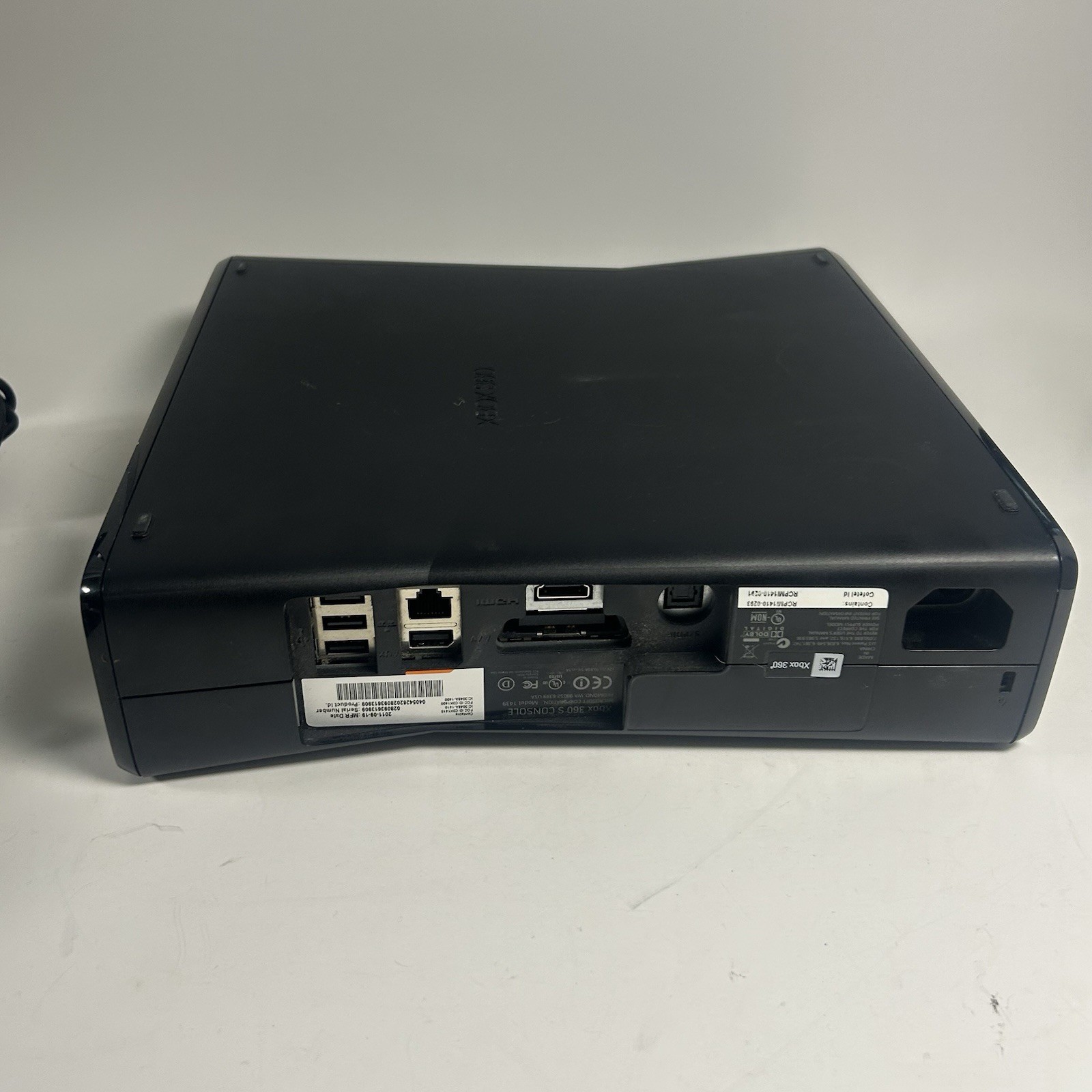 Huge Microsoft Xbox 360 S Slim 4GB Console Bundle w/ Drive, Cables, Gamepad, Mor
