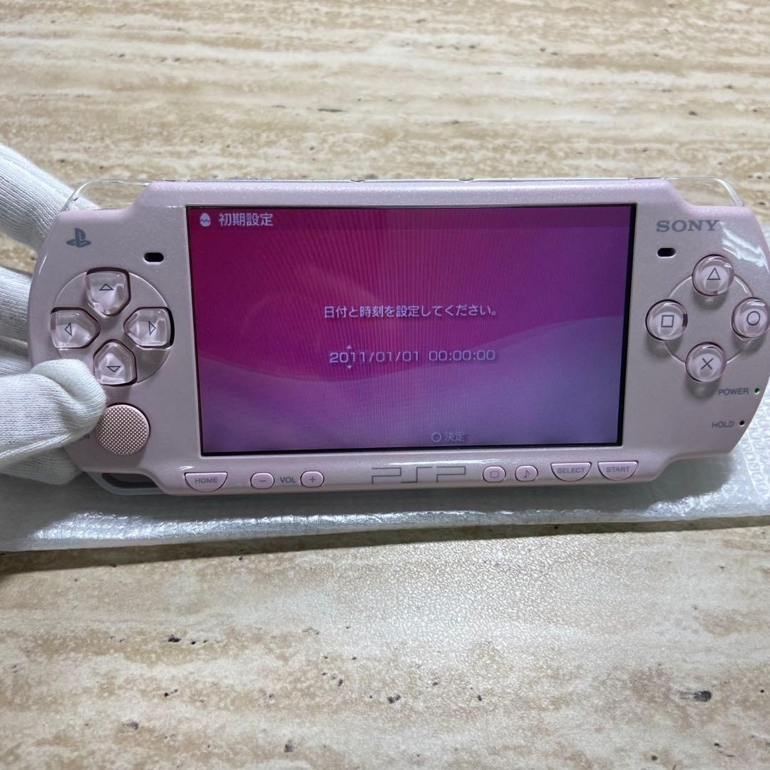 Sony PSP 2000 Rose Pink Almost Unused Complete in Box 6758