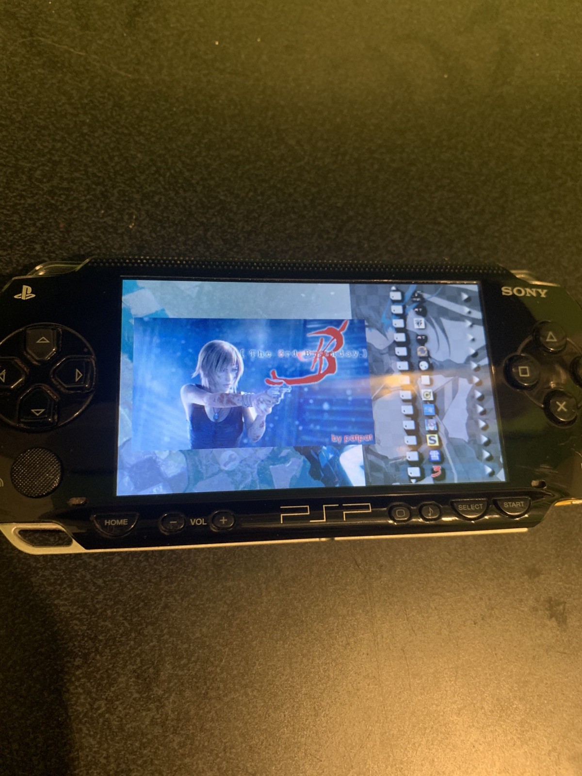 PSP-1001 Charger 4GB JB US Battery Themes Games HB Read Description For Details