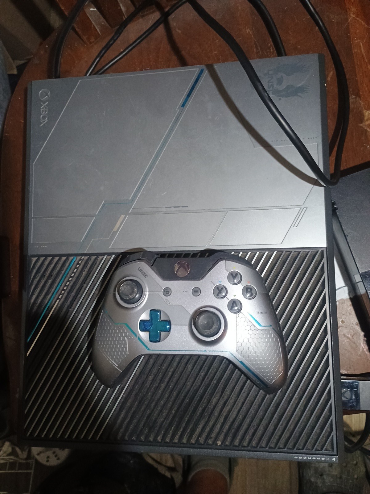 Xbox One Halo Edition