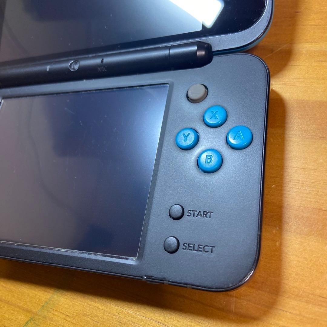 New Nintendo 2DS LL Console, Black x Turquoise, 6081 From Japan