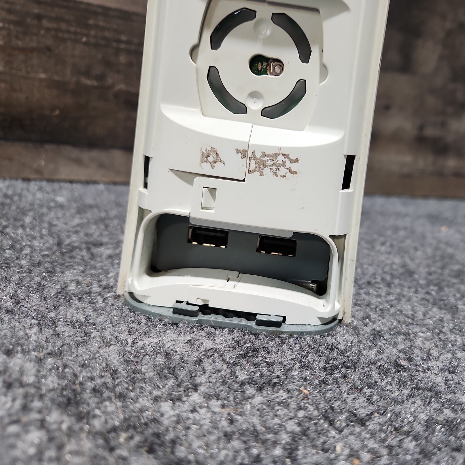 Microsoft Xbox 360 Console ONLY For Parts Turns On Has But RROD