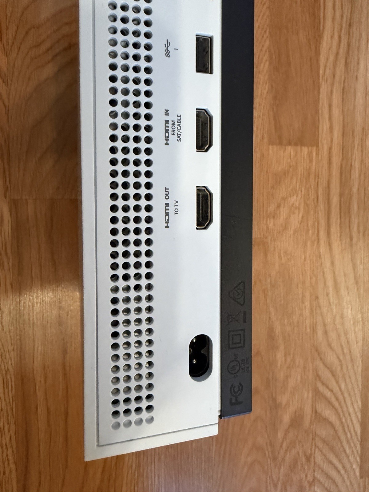 Microsoft Xbox One S 1TB White Console 4K Gaming Console