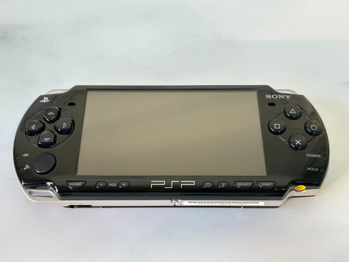 Sony PSP-1000 2000 3000 Console region free / Charger + Battery + Memory Stick