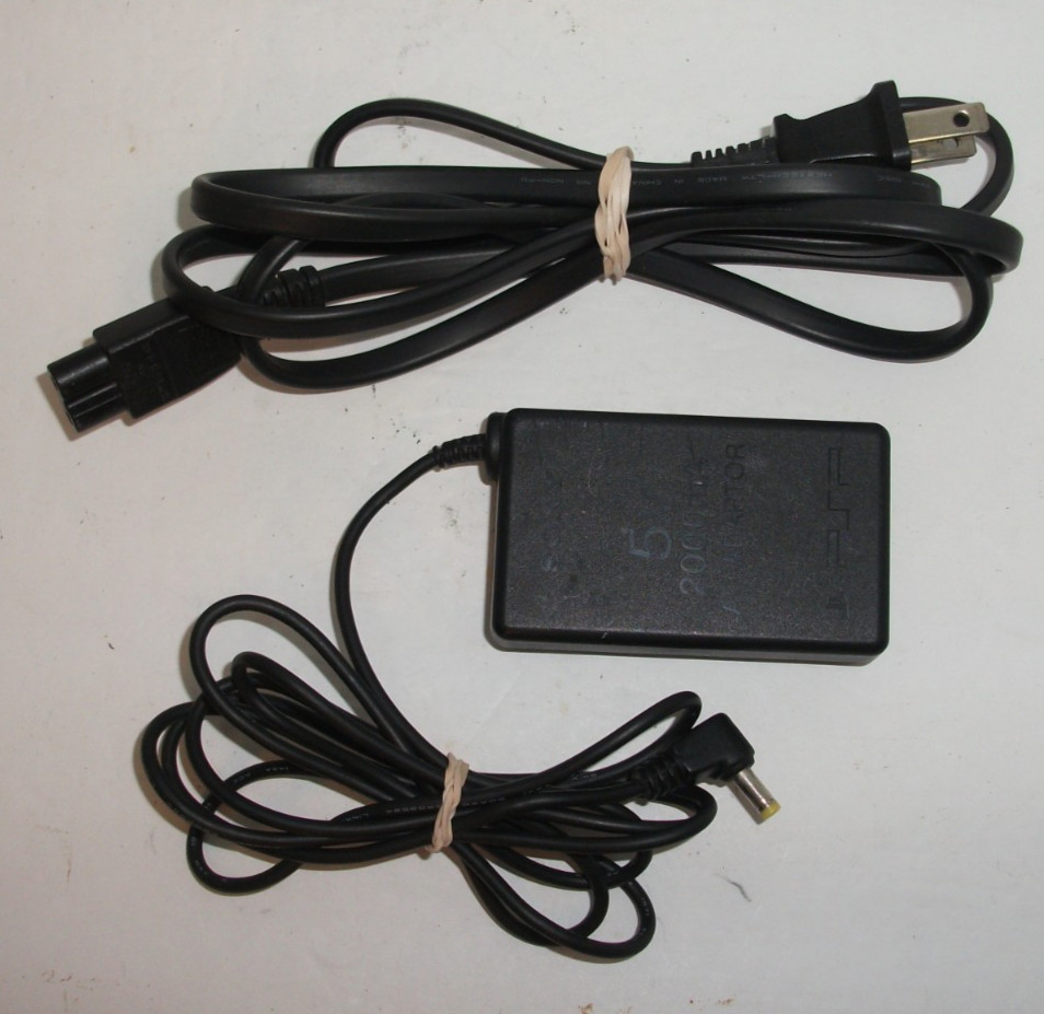 Genuine Sony PSP-100 Charger 5V 2000mA AC Adapter For Sony PSP 1001 2001 3001