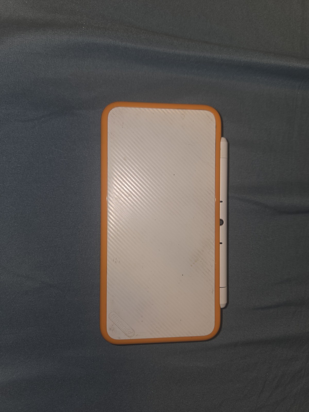 Nintendo 2DS XL