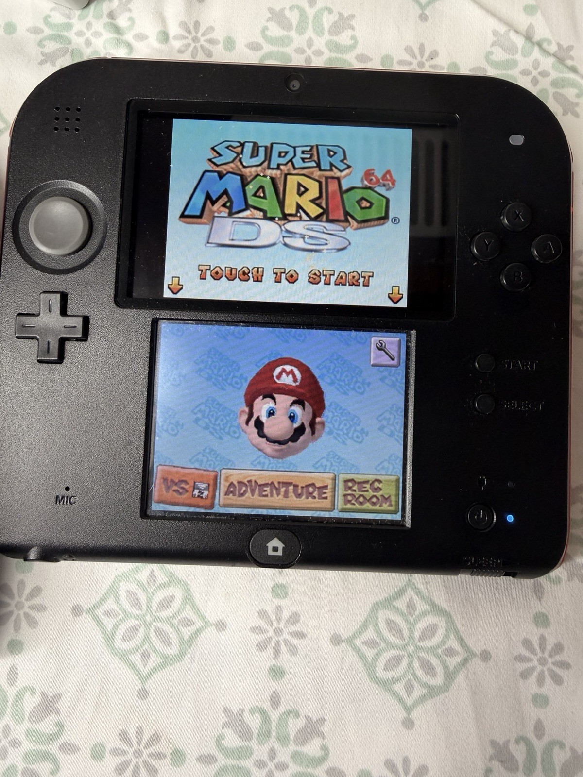 Nintendo 2DS Console Red Black Bundle w/ Charger Case & Super Mario 64 DS Tested