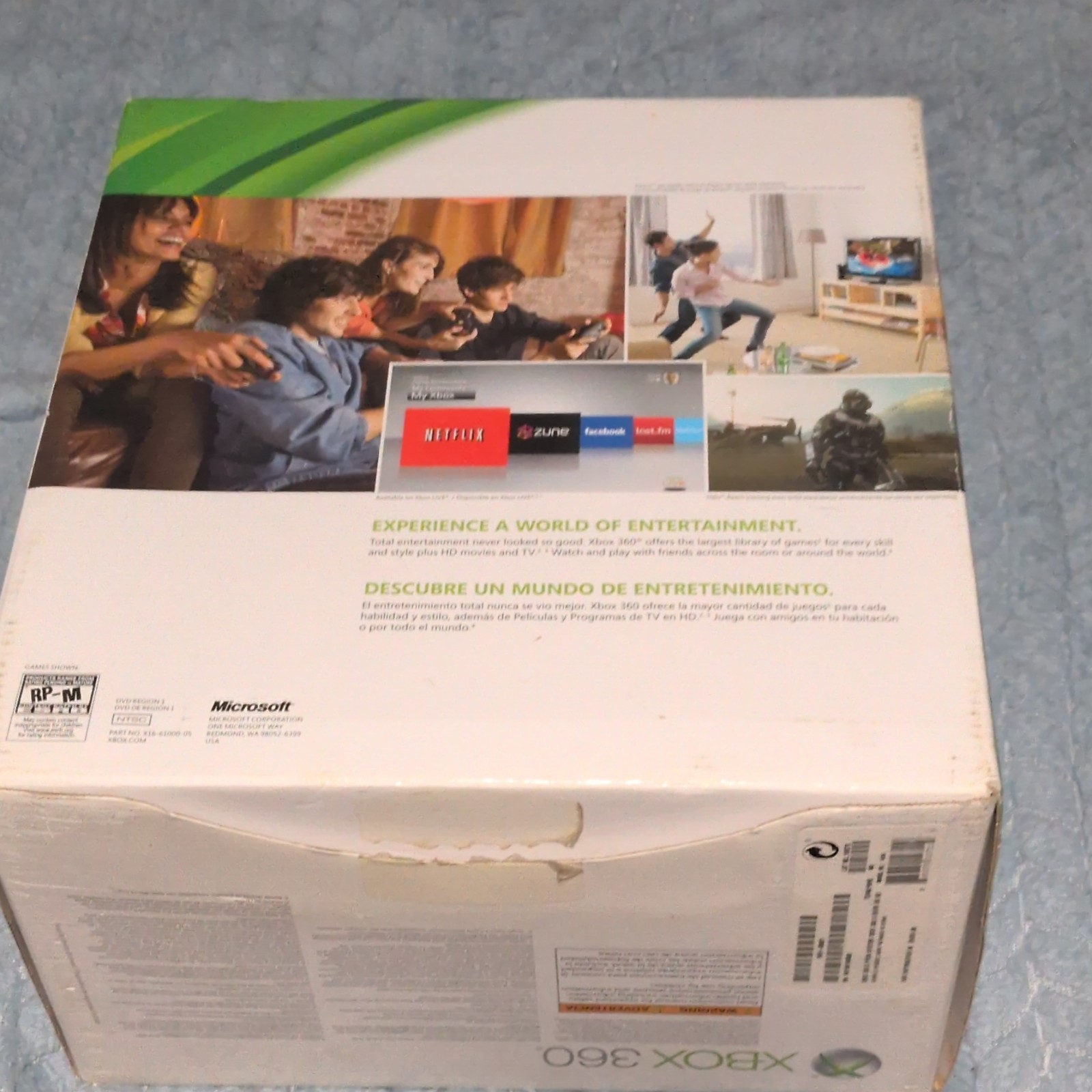 Microsoft Xbox 360 S 250GB Bundle (CiB)