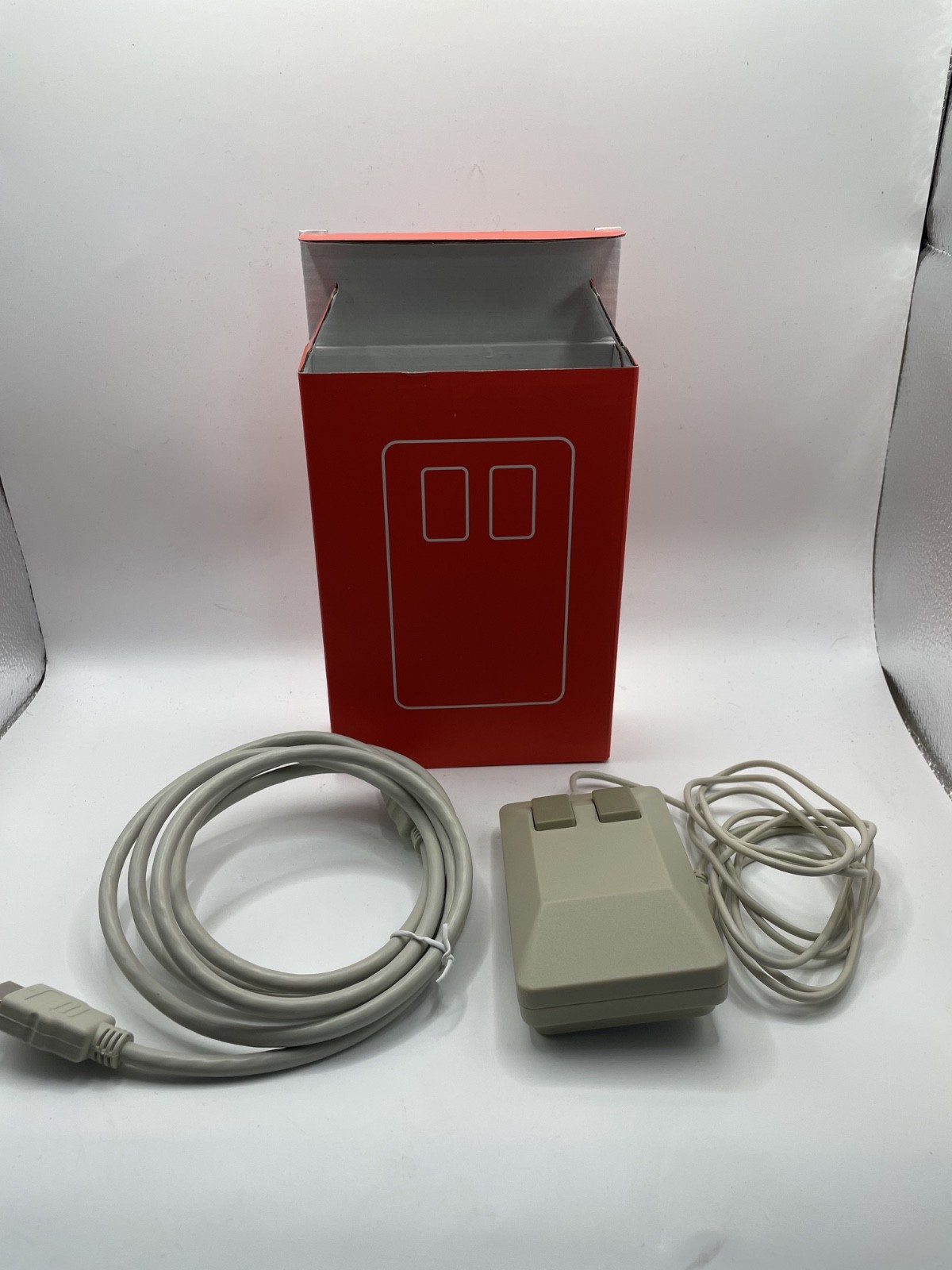 NEW (OPEN BOX) – Amiga A500 Mini 25 Games HDMI Edition Commodore Console