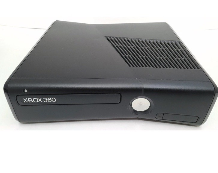 Microsoft XBox 360 S Slim 250GB Black Video Game Console System 360S Bundle