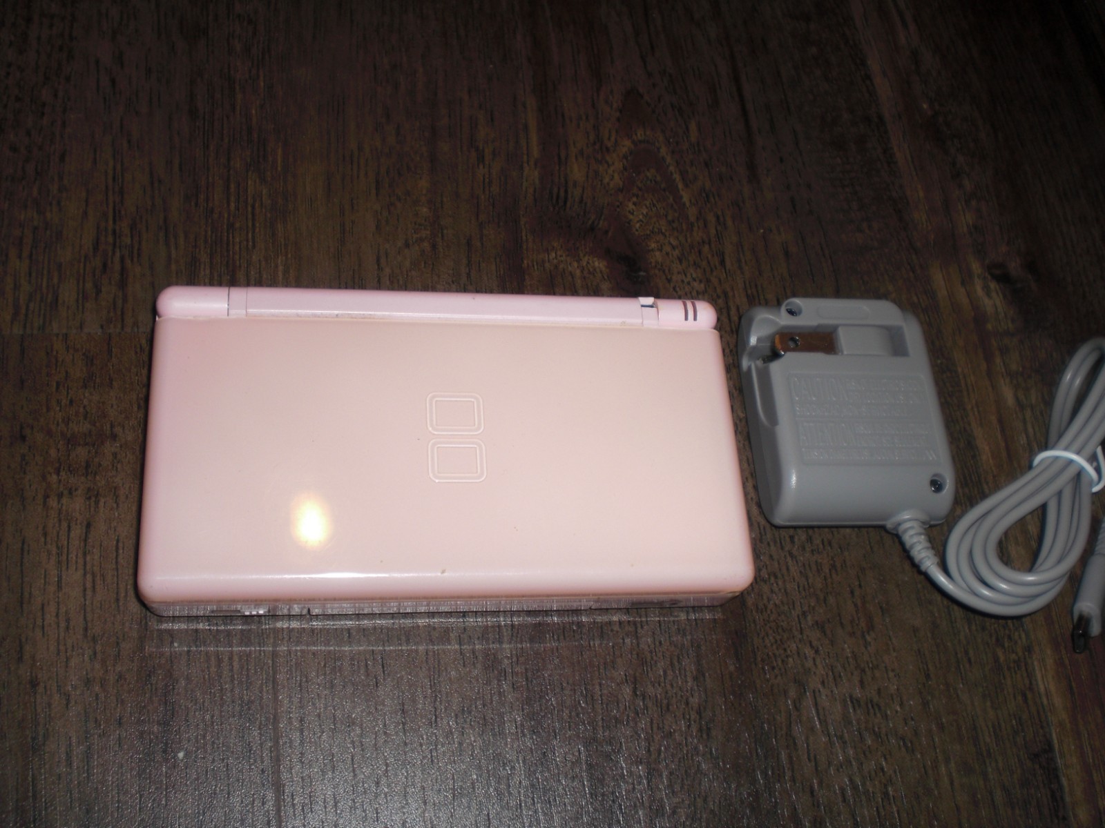 Nintendo DS Lite Pink Console System Plays DS GBA READ SCRATCHES BOTSCREEN HINGE