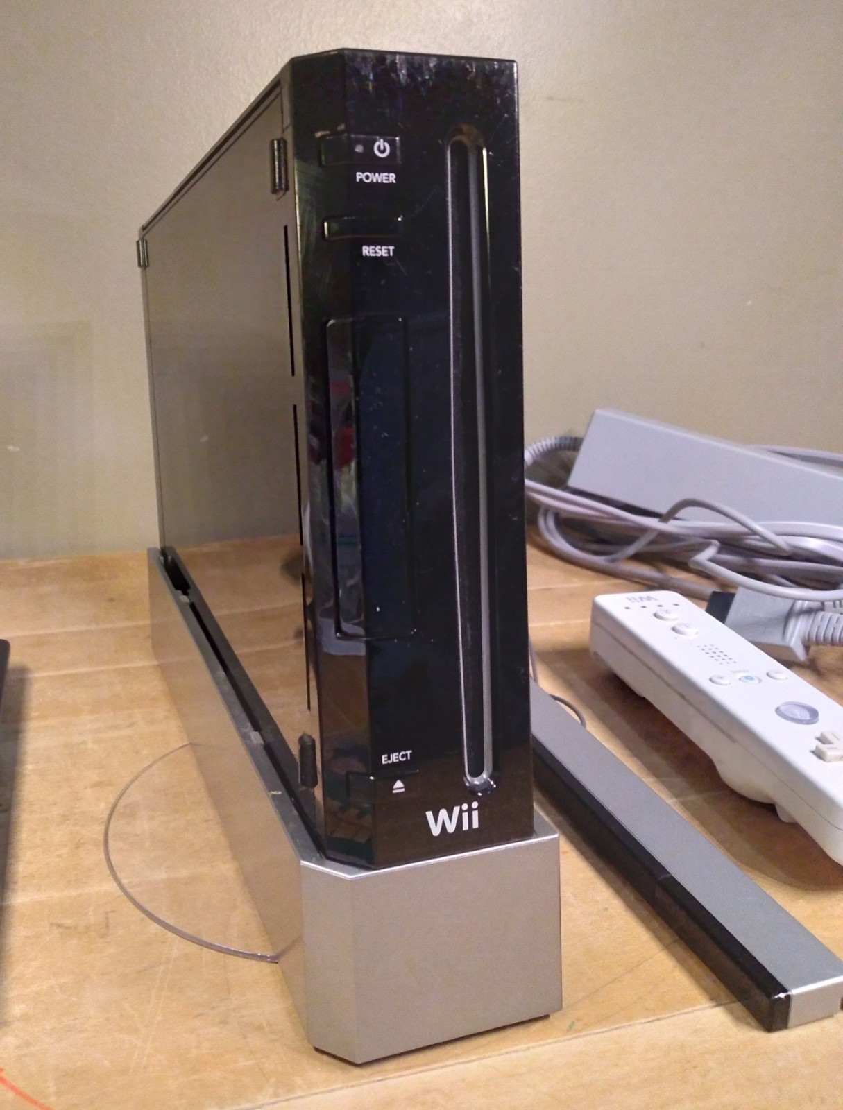 Nintendo Wii Model RVL-001 2006 Console Bundle – Tested
