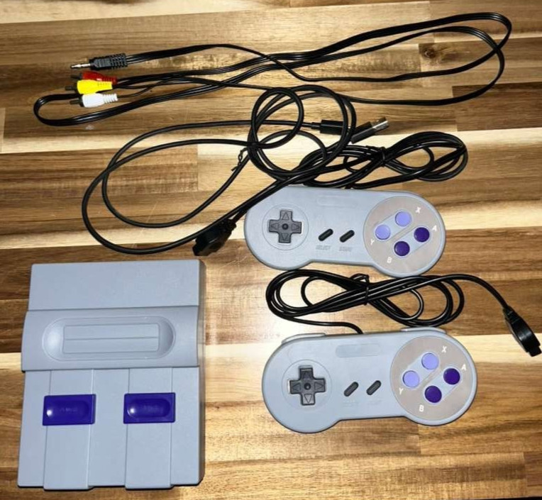 8 Bit Retro Home Gaming Console 660-In-1 Christmas Gift For All Ages