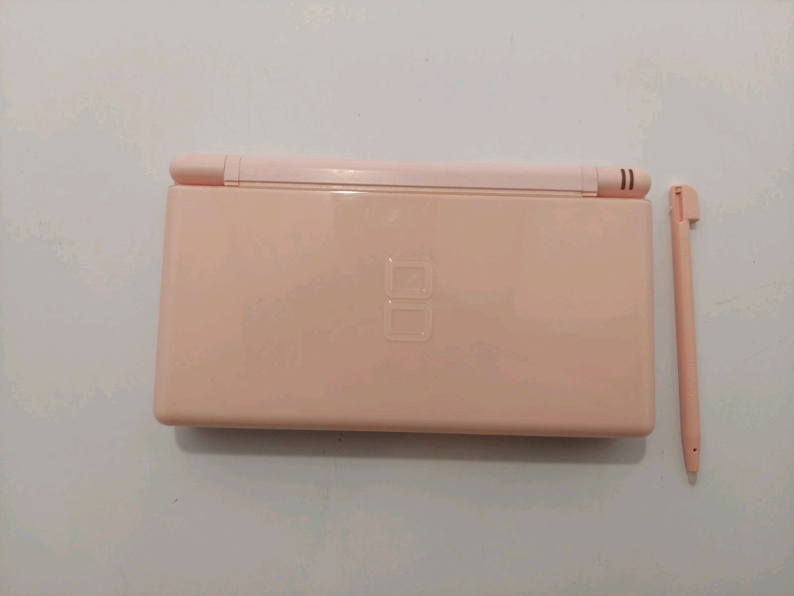 Nintendo DS Lite Console – Coral Pink With Charger, Stylus, And Games – TESTED