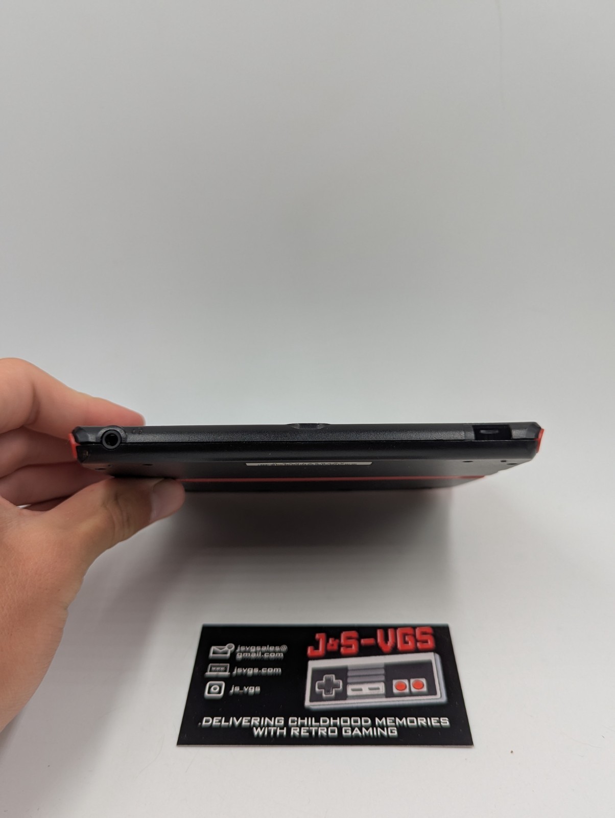 Nintendo 2DS Red No Display Bad Charge Port AS IS Parts Repair