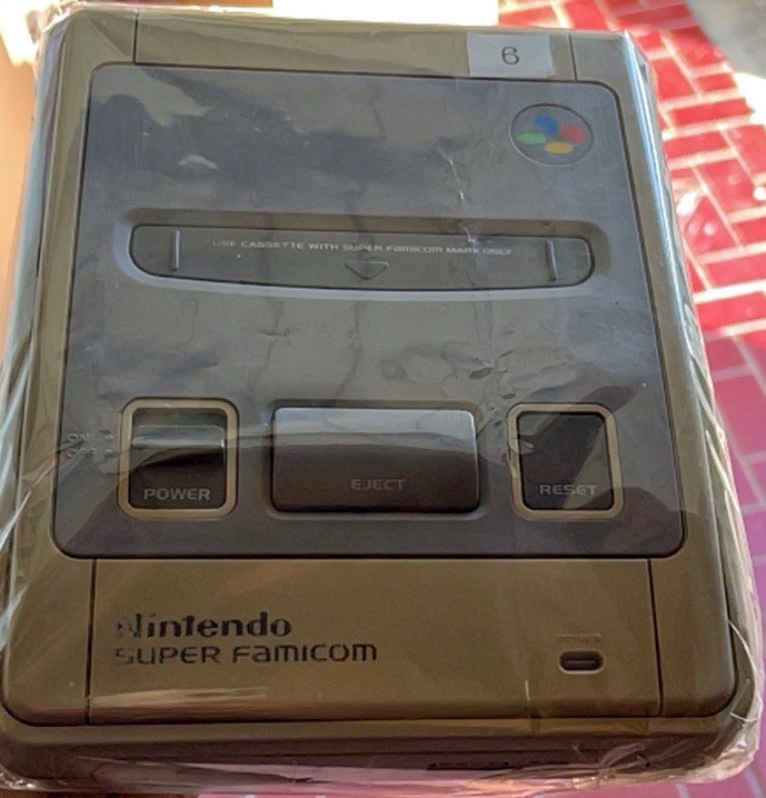 Nintendo Super Famicom Japan HVC-001 Home Console Gray Beige Composite RCA