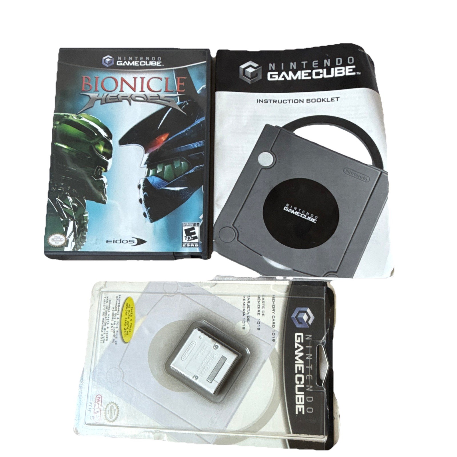 Nintendo GameCube Silver Bundle Bionicle Heroes 5 Controllers W/Memory cardClean