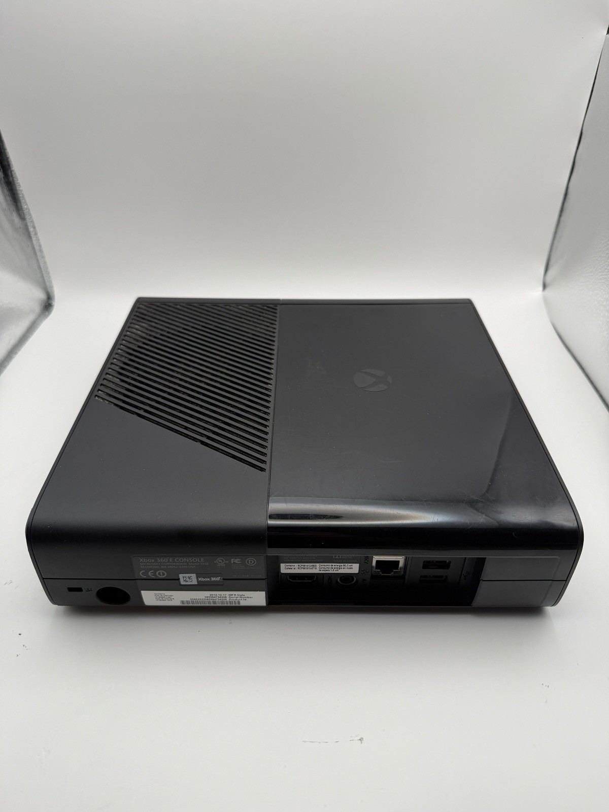 Microsoft Xbox 360 E 4GB Black Console Bundle w/ 2 Controllers, 6 Games Tested!