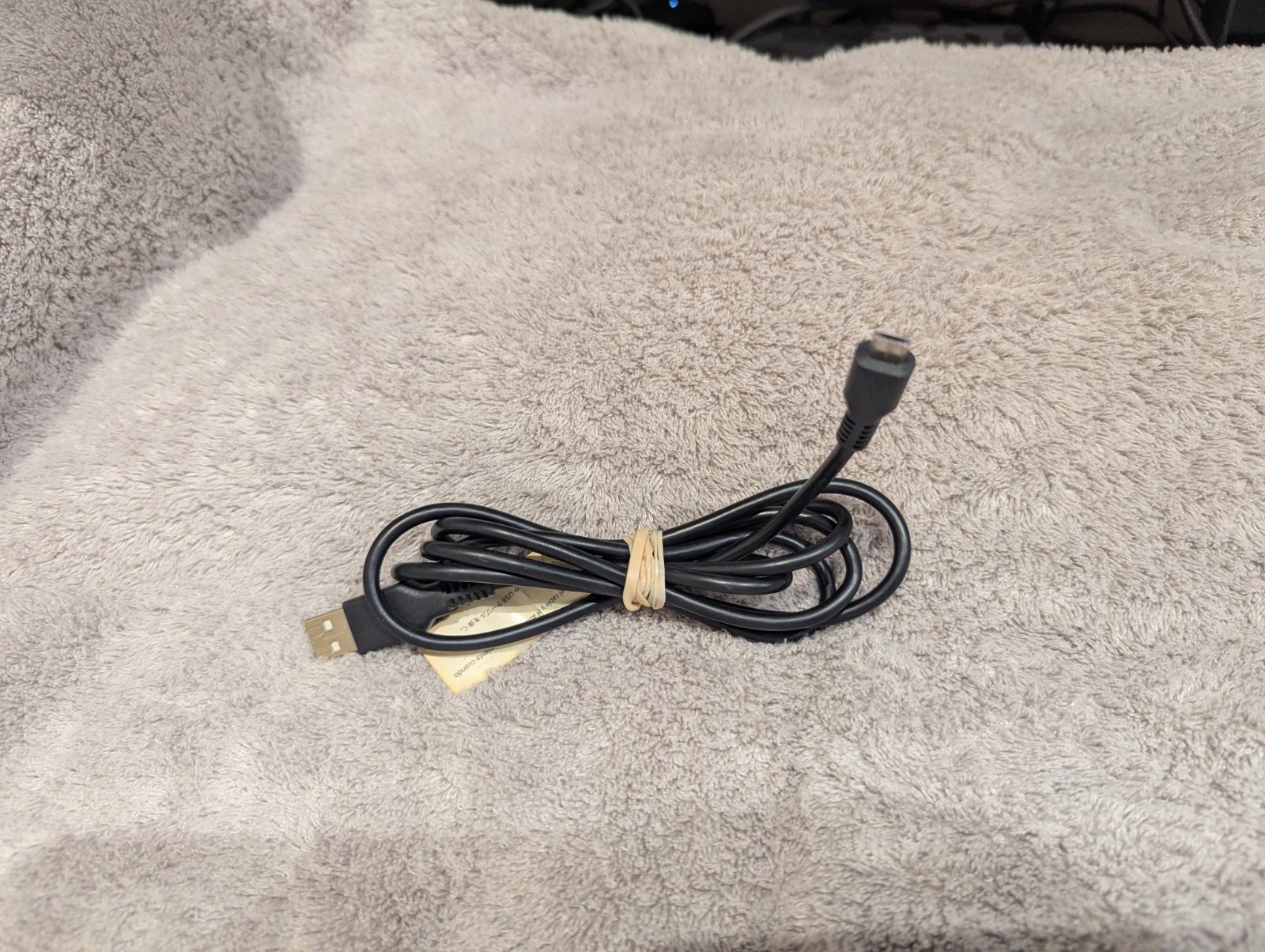 Sony PlayStation 2, SCPH-77001b (Games are NOT included.)