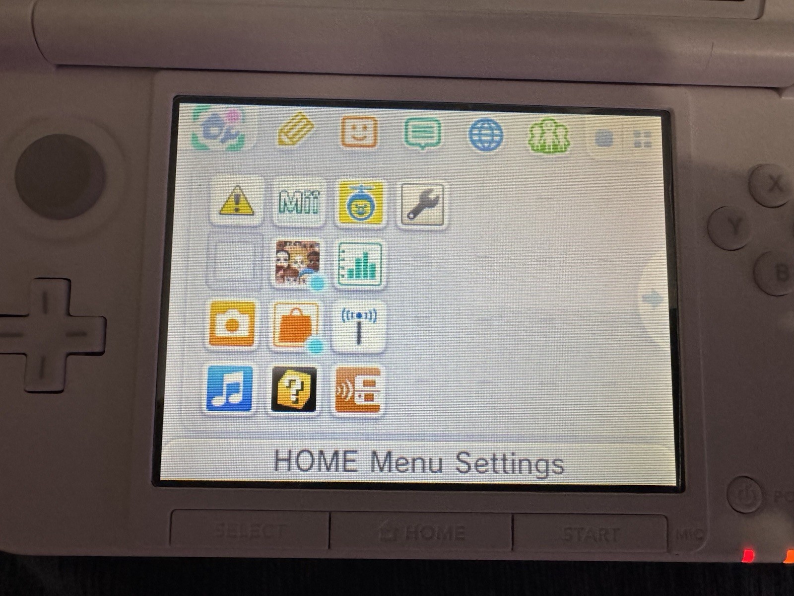 RARE! Yoshi 3DS XL Console IN ORIGINAL BOX w/ Stylus, charger, and Manual