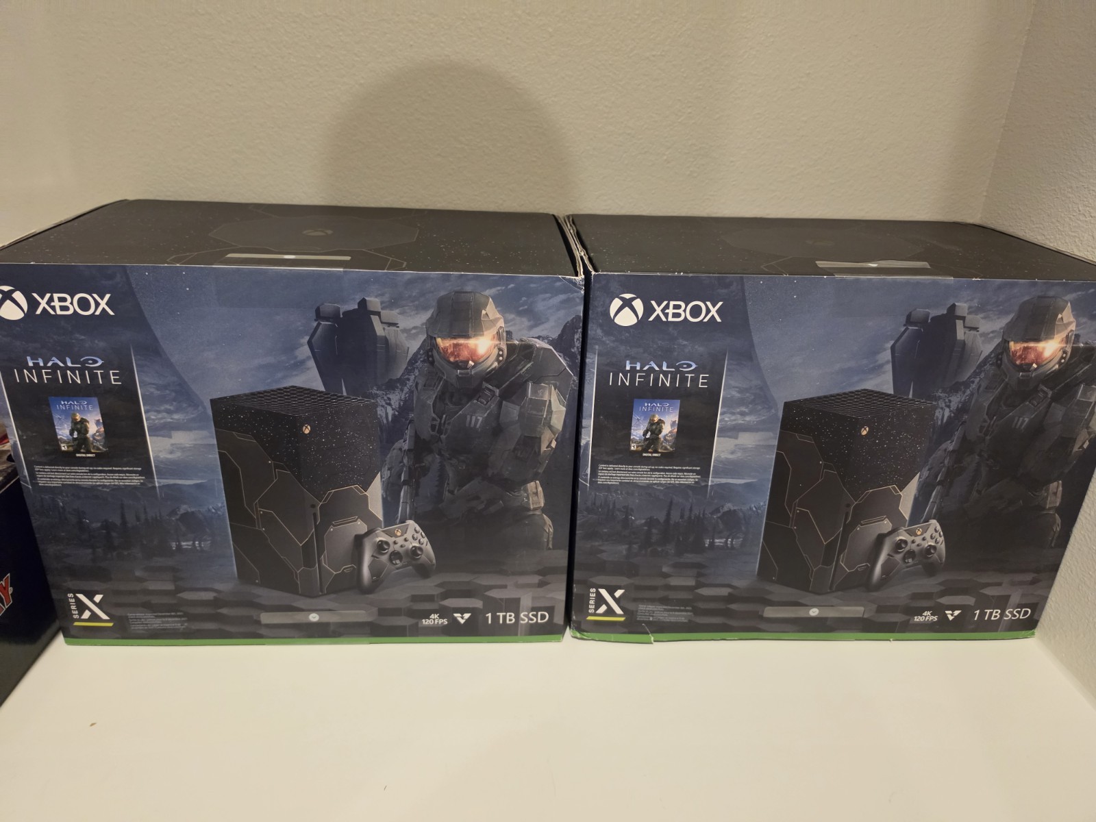 NEW-Microsoft Xbox Series X Halo Infinite Limited Edition Bundle 1TB 4K Blu-Ray.