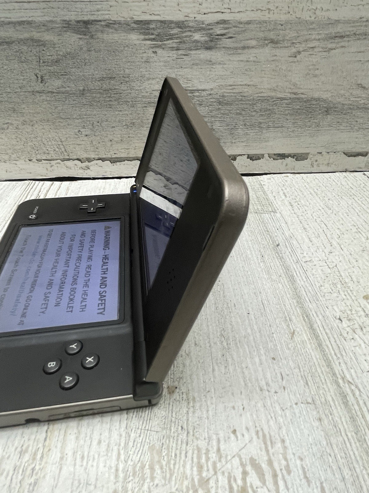 Nintendo UTL-001 DSi XL Gray Bronze Handheld System w/ Charger – Tested