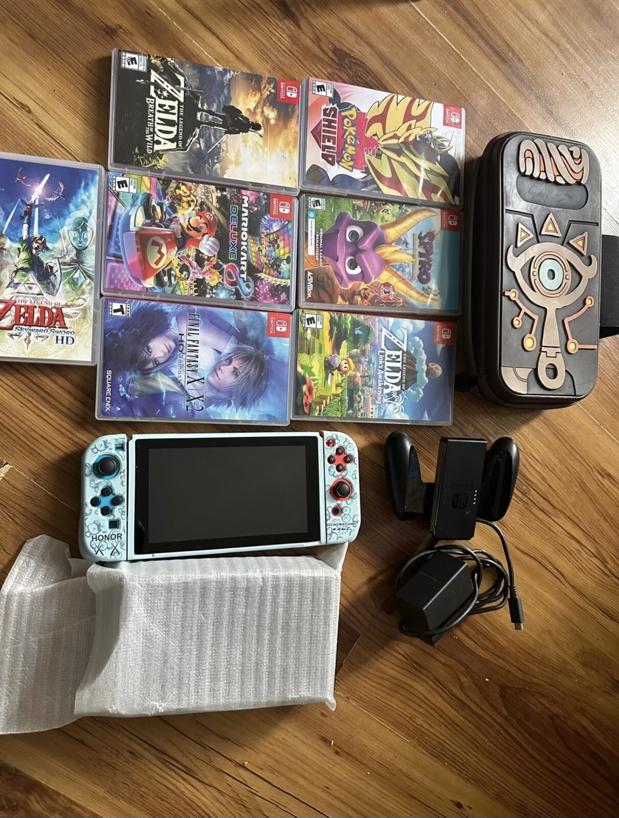 Nintendo Switch HAC-001(-01) Bundle 32GB Console