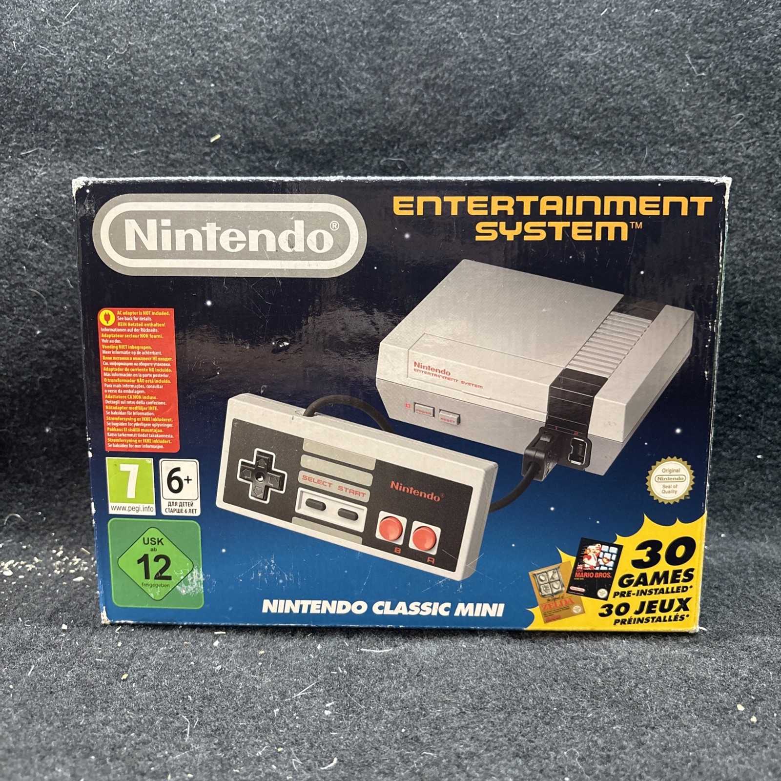 NINTENDO NES EXPANDED CLASSIC EDITION MINI CONSOLE WITH CONTROLLER & CABLES