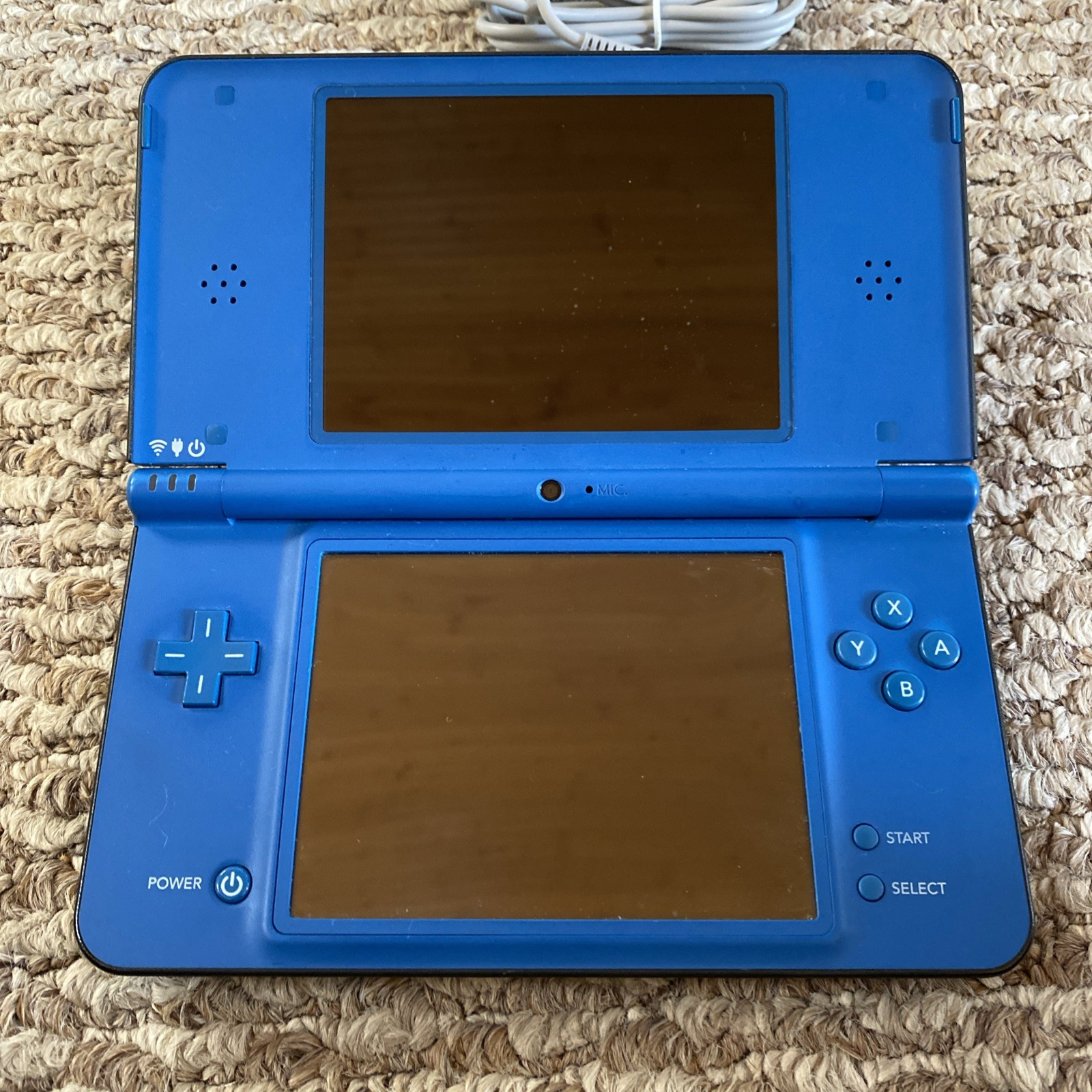 Nintendo DSI XL Blue Handheld Console Wi-Fi Capability w Charger Tested USA