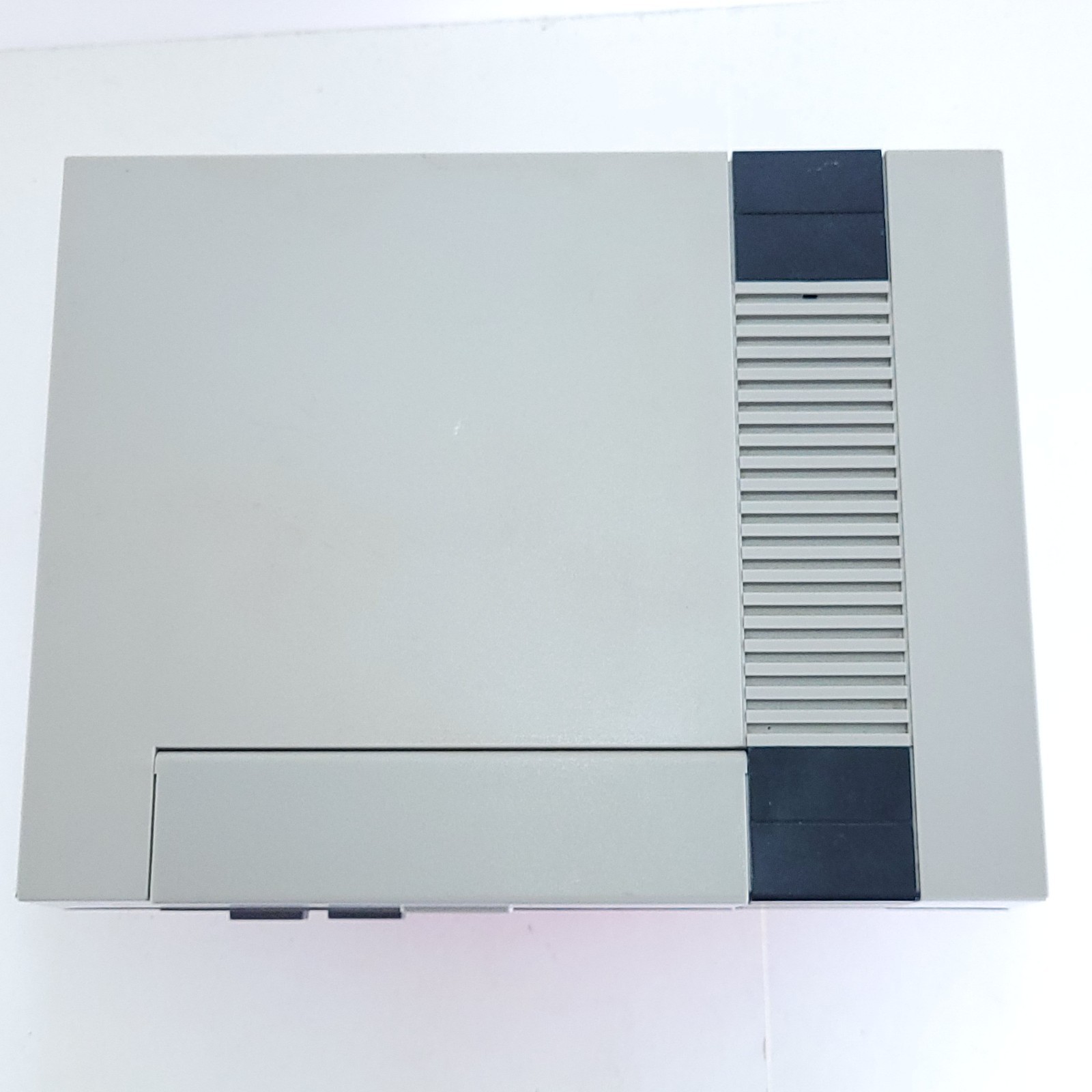 Original NES Nintendo System Console + 2 Controllers, AC Adapter, & A/V Cable